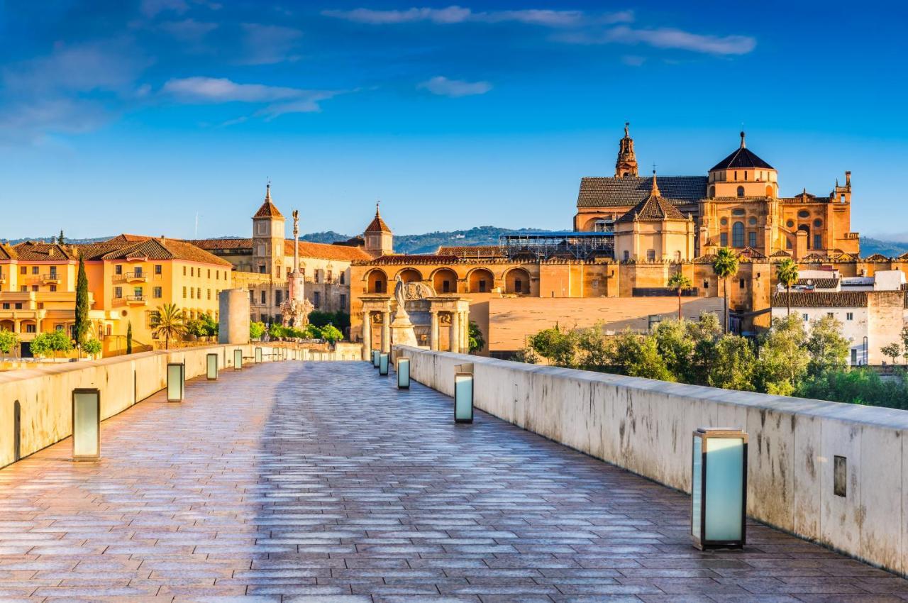P Los Encantos De Almavir Córdoba Exteriör bild